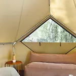 Wecamp 2*