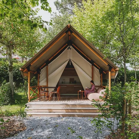 Wecamp سان سيباستيان